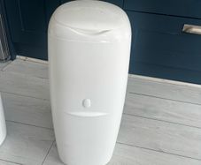nappy bin