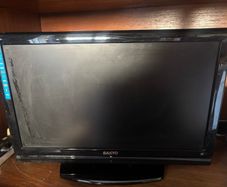 22 inch Small Sanyo TV