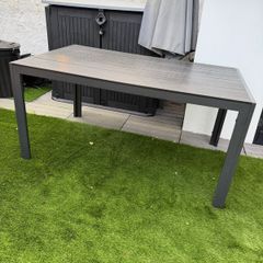 outdoor table black / grey