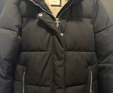 Hollister puffer jacket