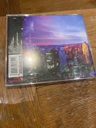 Oasis - Standing on the Shoulder of Giants