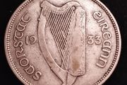 #868 - Ireland - 1933 - Florin - Silver - KM.7