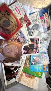 Bundle of mixed Vinyl