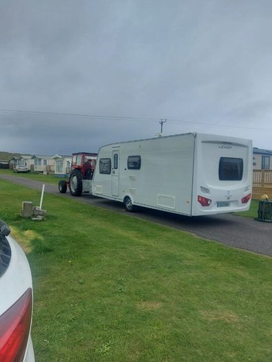 Lunar Lexon 560 4 Berth Caravan 2010