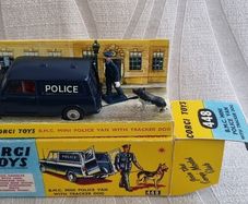 corgi diecast Police 448