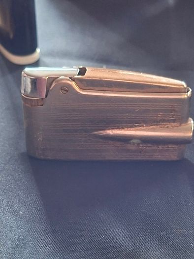Lot of Old Lighters 5 Ronson, 1 Colibri in original box and 1 Ambassador all sold as parts or repair as I've no way of checking them, Postage Available or Collection