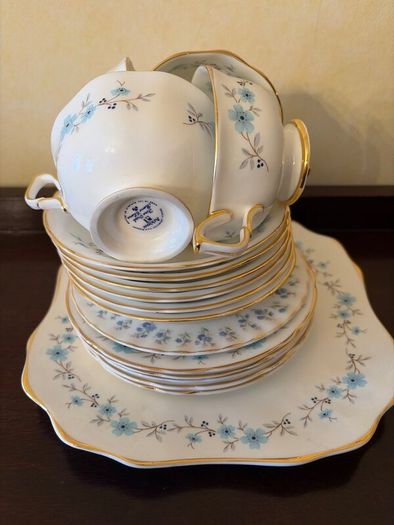 Arklow Fine Irish Bone China Tea Set
