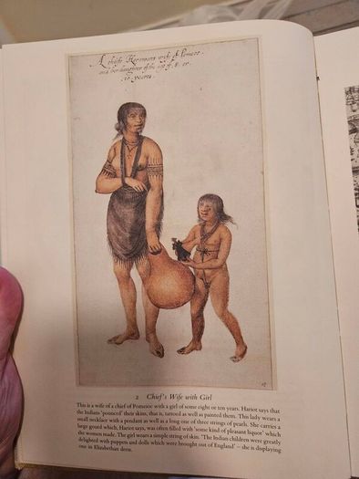 The First Colonists. Hakluyt's Voyage To North America. Introduction By A.l.rowse. All 16 Watercolours By John White. First Edition Second Print Large Volume Hardback In Good Condition   See Photos For Same.