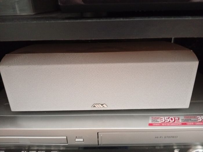 Aiwa dvd/cd/ vhs system