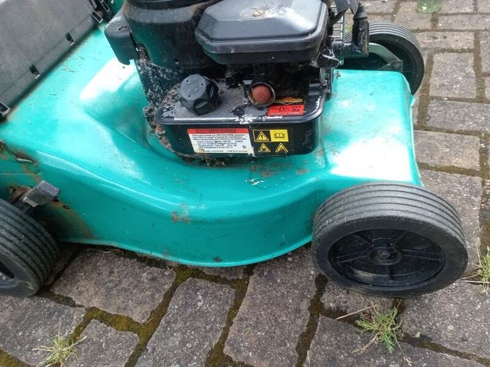 lawnmower
