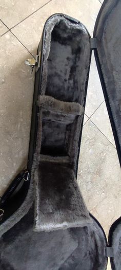 Banjo hard case gig bag - black (fits 19 fret banjos perfectly)