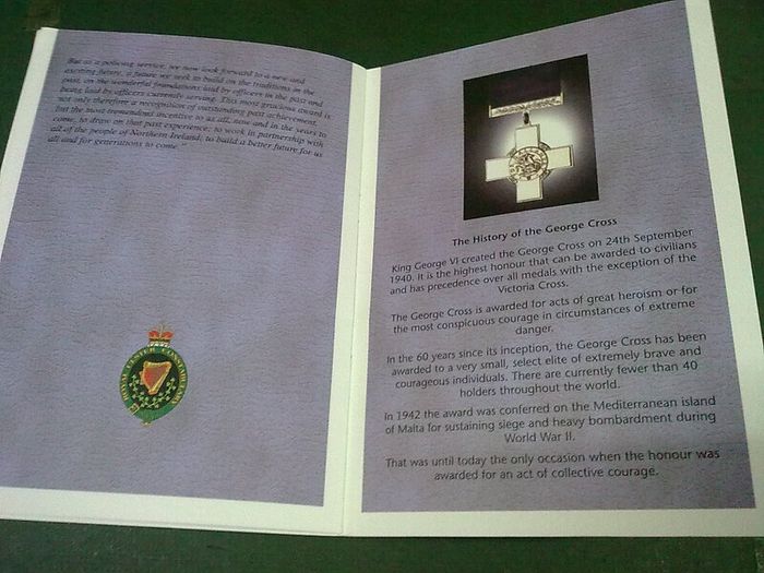 Presentation of the George Cross to the Royal Ulster Constabulary 2000