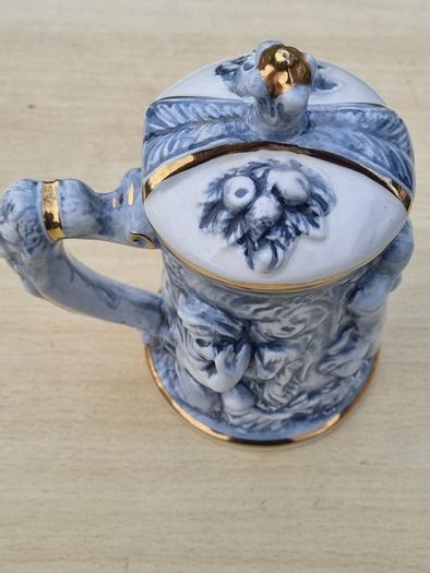 Ceramic beer mug from the Italian manufacturer Capodimonte.