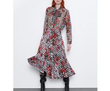 Pleated skirt