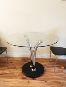 Dining table for sell