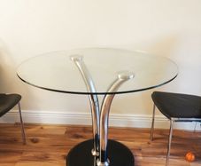 Dining table for sell