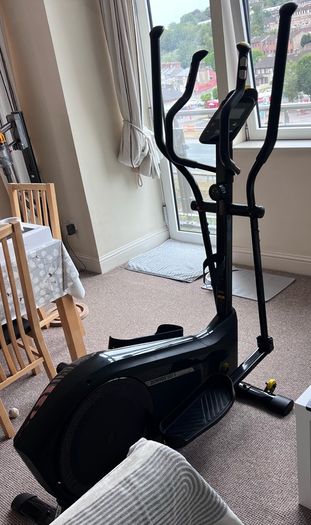 DOMYOS EL 540 Self Powered Smart Elliptical Trainer