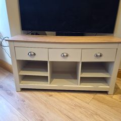 Cream TV Unit