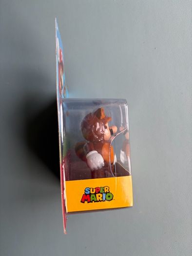 Jakks Pacific Super Mario Brothers Tanooki Mario Standing -  2.5 inch Action Figure