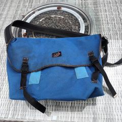 courier bag