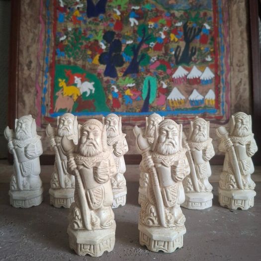 Vintage Chinese Figural Chess Pieces