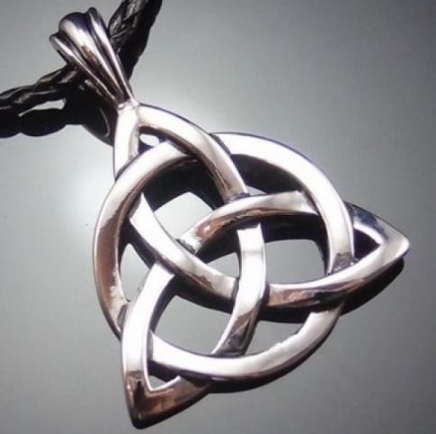 Vintage Style Celtic Knot Necklace