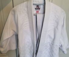 Danrho Dojo Line Judo Gi Set Size 140