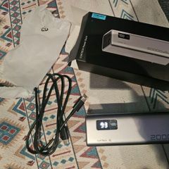 65W 20,000 power bank fast charging for laptops, phones, etc