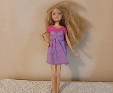 Barbie dolls 2 euro each or both for 4 euro