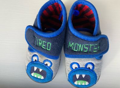 Boys Bed Slippers size 4
