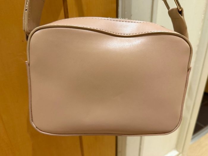 Tommy Hilfiger camera bag