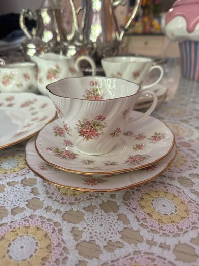 Queens Apple Blossom tea set