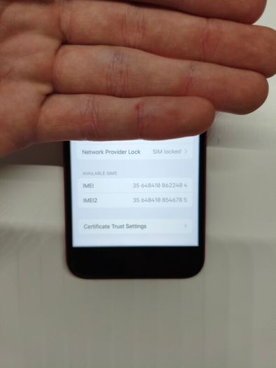 iPhone SE 2020 64GB - RARE iOS 15 (Vodafone / Clear Mobile Locked)