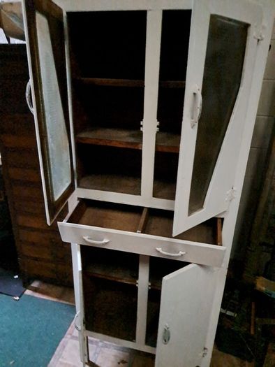 Vintage Kitchen Wooden Cuboard