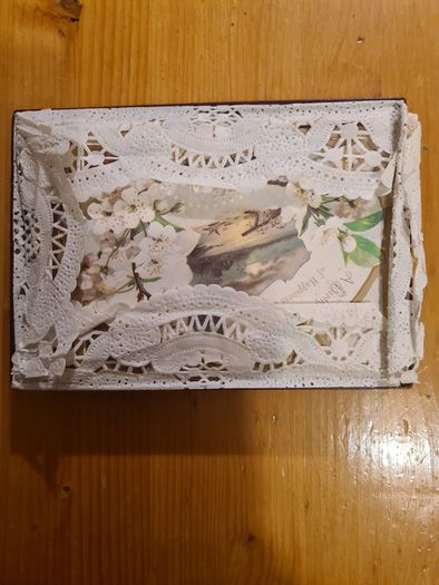 Greeting Cards x25 Vintage Reproduction  C/w Envelopes In Lovely Presentation Box.