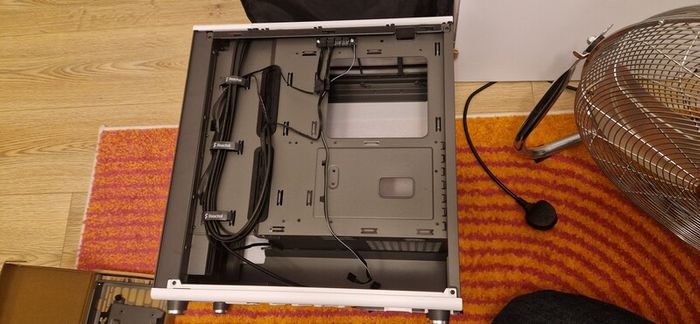 Fractal North - Computer case