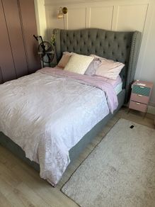 king size bed with mattress