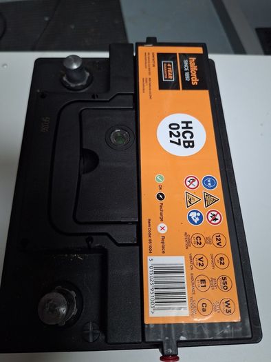 Halfords Car Battery HCB027