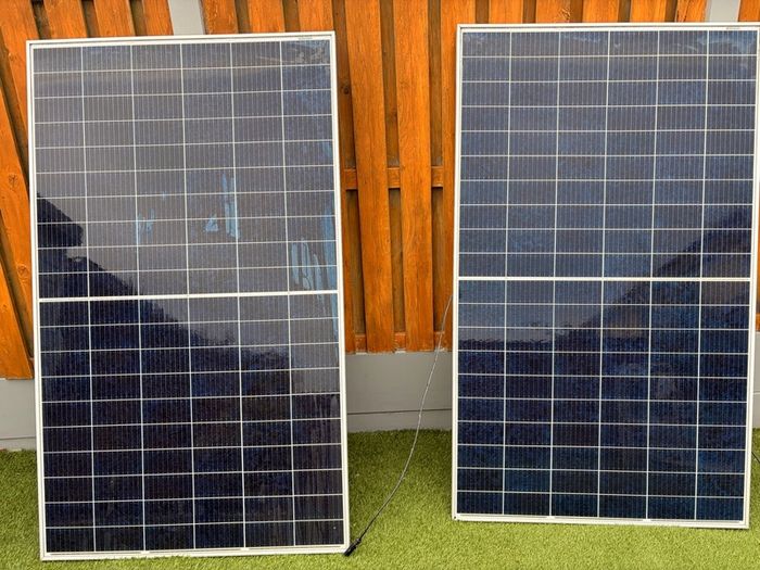 2 solar panels 350w each