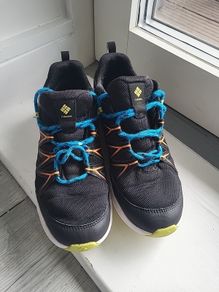 columbia youth peakfreak rush size 6. 39