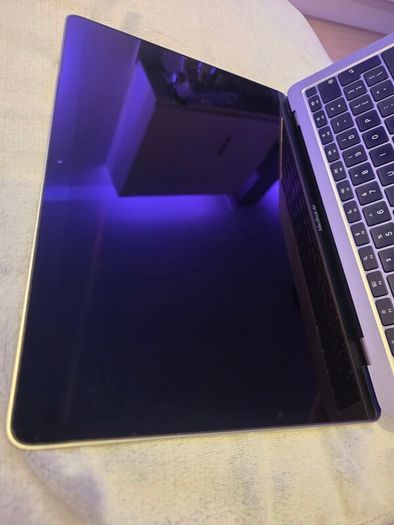macbook Air m1 space gray (no scratches, battery health 95%)