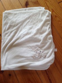Cream Soft Bear & Bunny Blanket