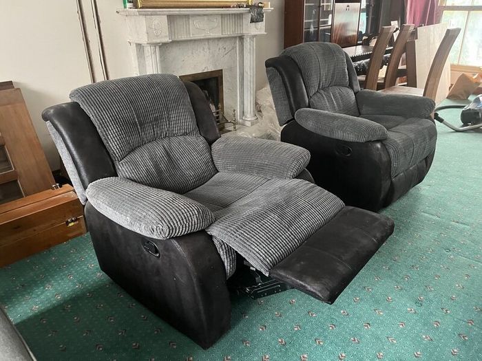 3 piece suite: sofa & 2 recliners
