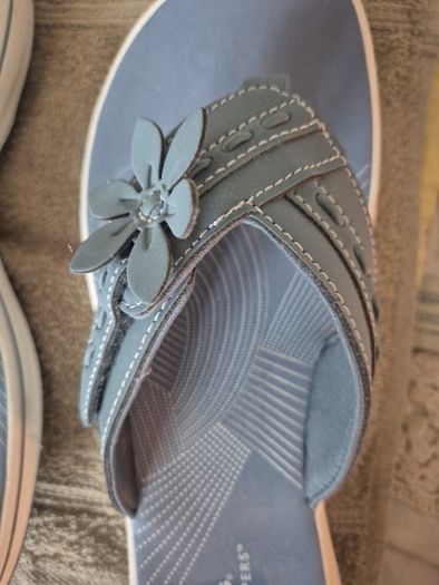 Brinkley opel sandals