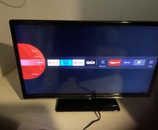 JVC 24 inch LED SMART Television with USB, 2 HDMI, PC Connection port, WIFI connectivity, etc (Excellent & Perfect Condition)