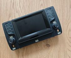 VW Golf head radio unit