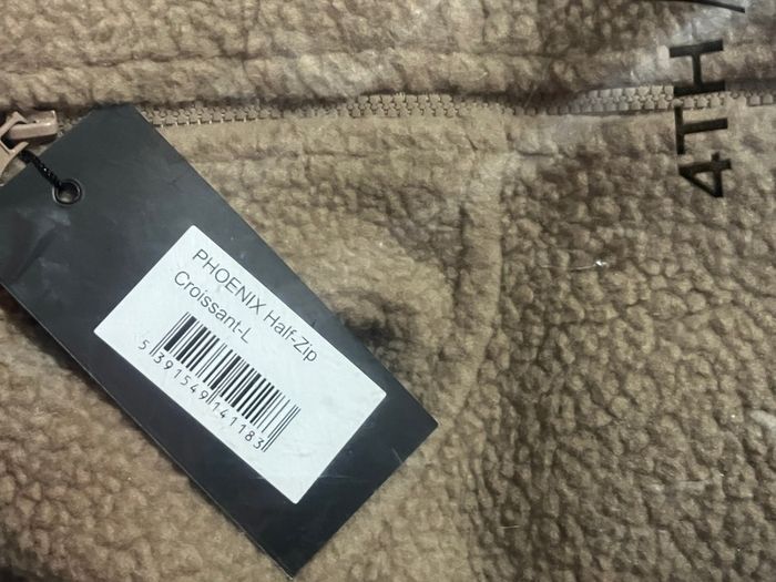 4th Arc Half Zip Fleece BNWT