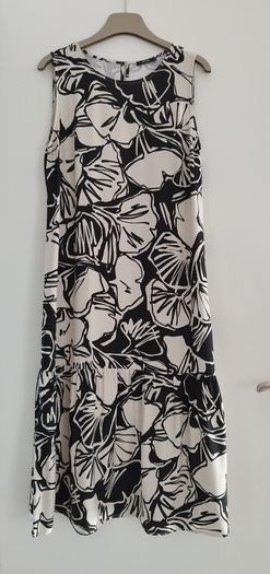 Summer Dress - Size 10 - 12 - NEW - Opus