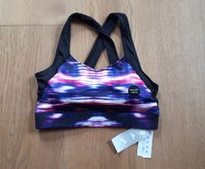 Souluxe Sports Top Size M - Brand new