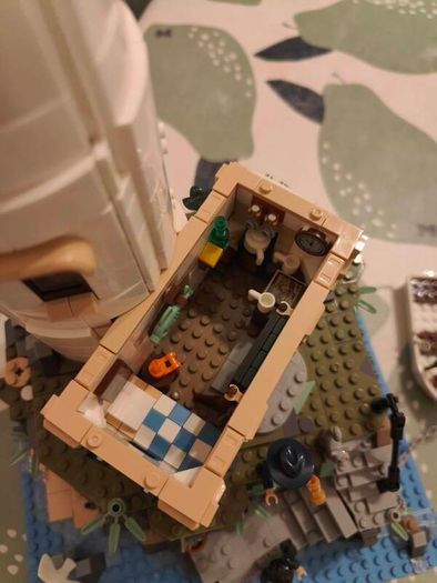 Non-original Lego, lighthouse bricks